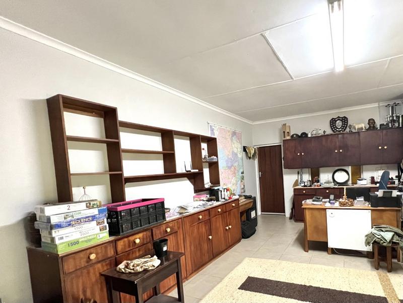 4 Bedroom Property for Sale in Lindley Free State